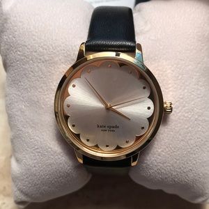 NWT Kate Spade beautiful gold tone watch